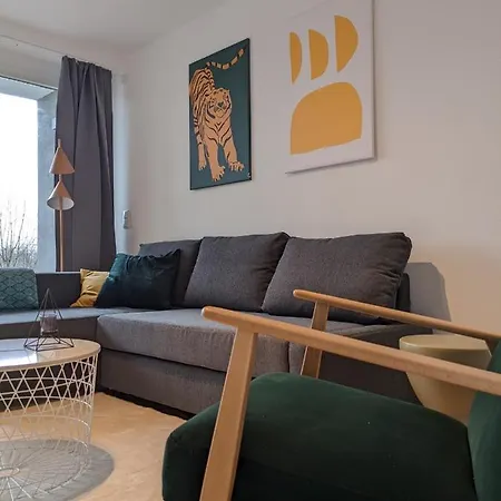 Appartement Zentrale Und Gemuetliche In Nah An Der *