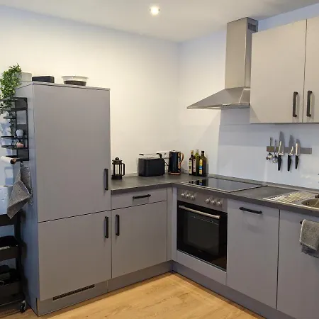 Apartment Zentrale Und Gemuetliche In Nah An Der *
