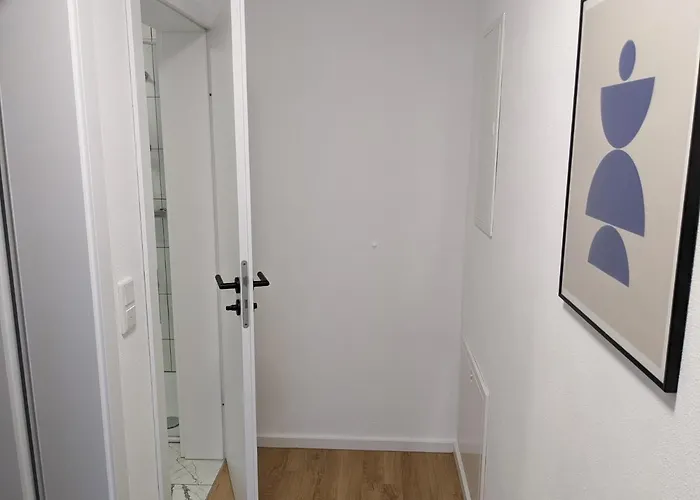 Zentrale Und Gemuetliche In Nah An Der Apartment *